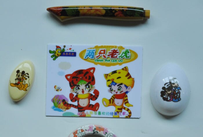 A1 size uv printer ' printing sample on porcelain